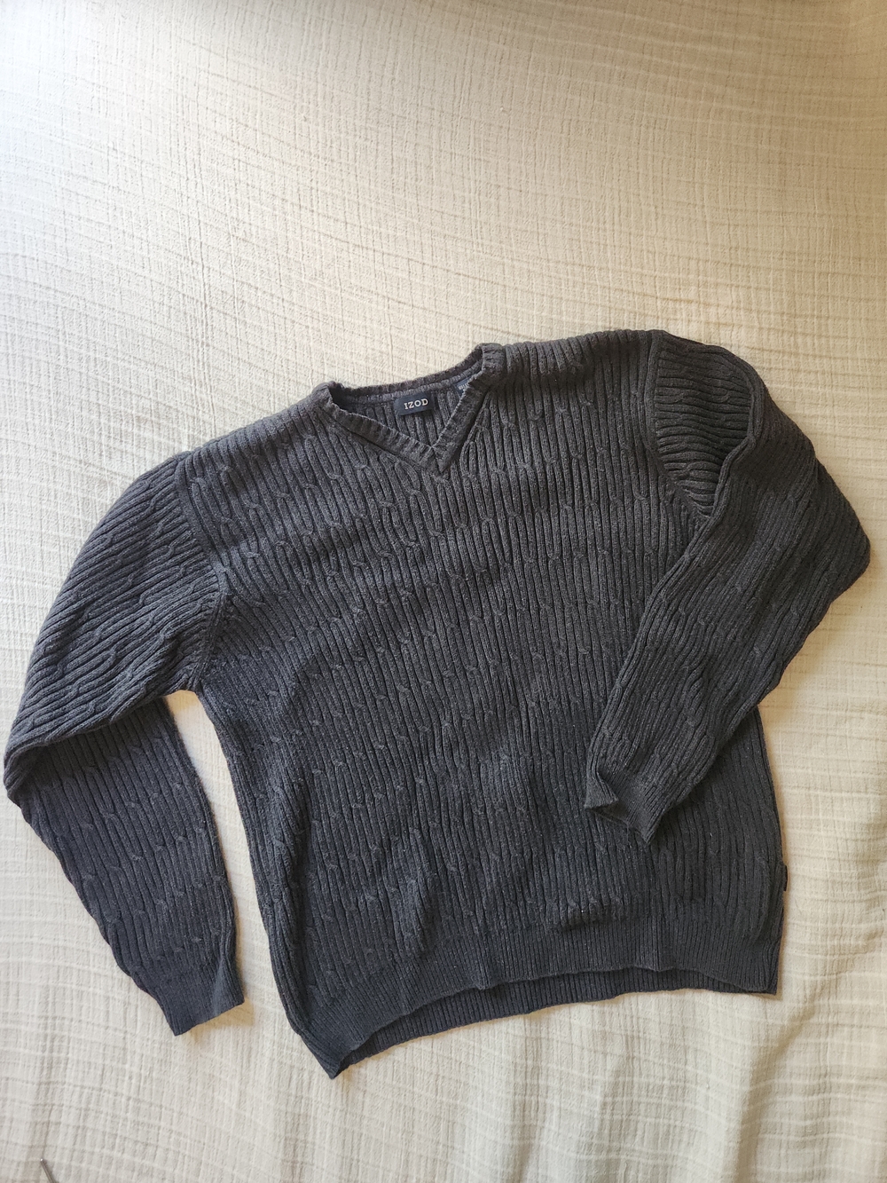 Izod Ribbed V-Neck Sweater